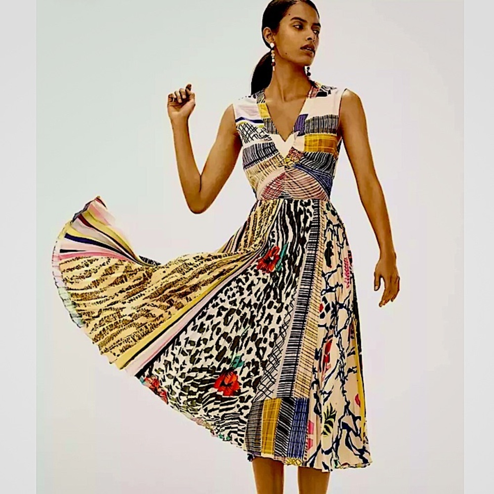 Anthropologie Geisha Designs V-Neck Midi Dress